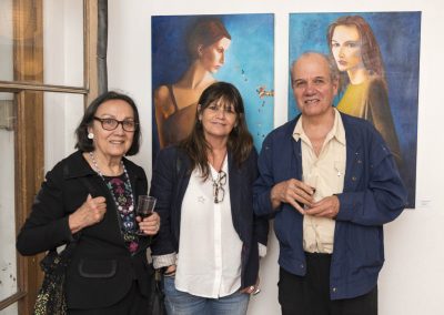 Exposición Mujeres y sus Ropajes