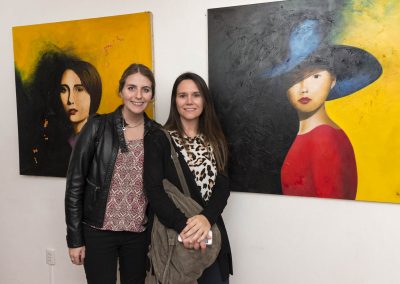 Exposición Mujeres y sus Ropajes