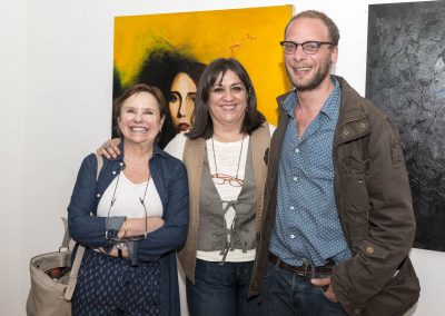 Exposición Mujeres y sus Ropajes