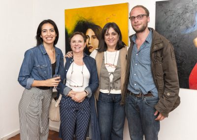 Exposición Mujeres y sus Ropajes